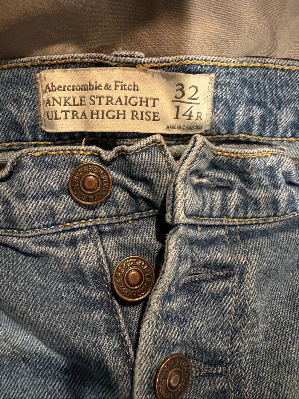 Abercrombie & Fitch Light Blue Ankle Straight Ultra High Rise Jeans